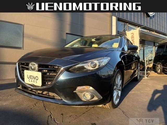 2014 Mazda Axela