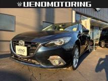 2014 Mazda Axela