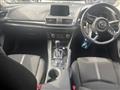 2016 Mazda Axela