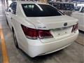 2013 Toyota Crown Hybrid