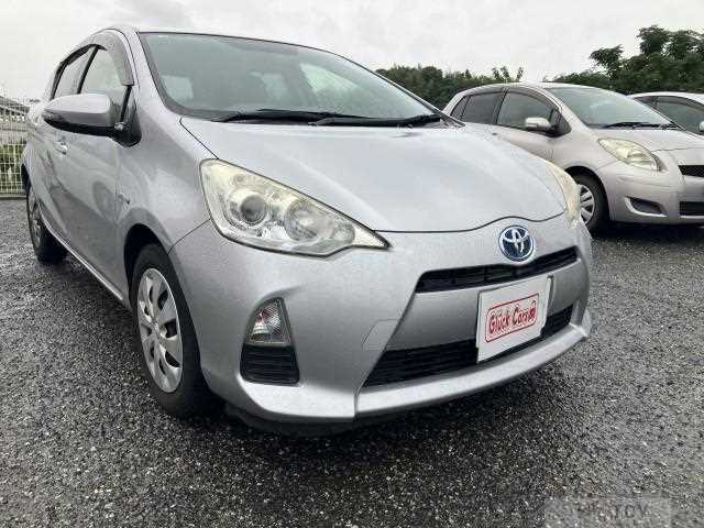 2013 Toyota AQUA