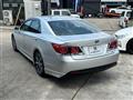 2017 Toyota Crown Hybrid