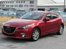 2015 Mazda Axela