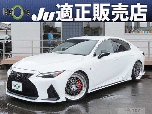 2021 Lexus IS