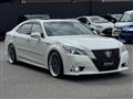2013 Toyota Crown Hybrid