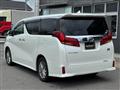 2019 Toyota Alphard Hybrid