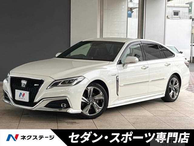 2018 Toyota Crown Hybrid