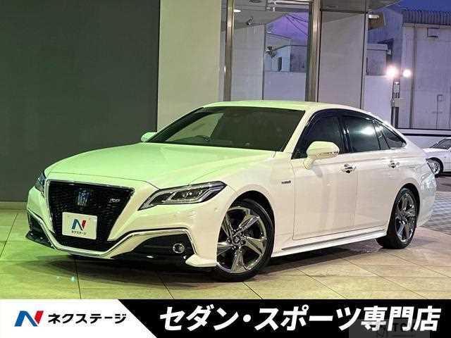2019 Toyota Crown Hybrid