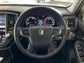 2013 Toyota Crown Hybrid
