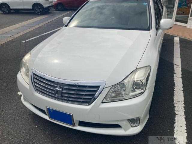 2012 Toyota Crown