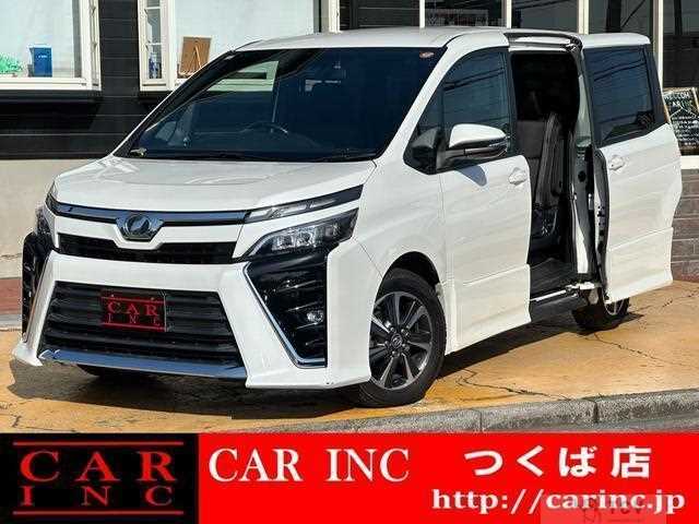 2018 Toyota Voxy