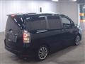 2011 Toyota Voxy