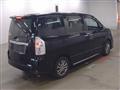 2013 Toyota Voxy