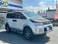 2009 Mitsubishi Delica D5