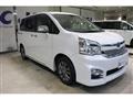 2013 Toyota Voxy