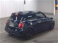 2022 BMW MINI