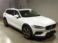 2020 Volvo V60