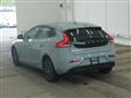 2018 Volvo V40