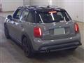 2022 BMW MINI