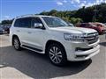 2018 Toyota Land Cruiser