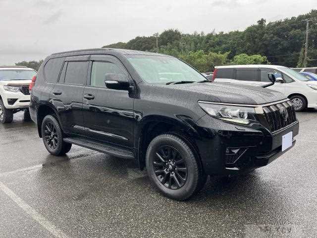 2020 Toyota Land Cruiser Prado