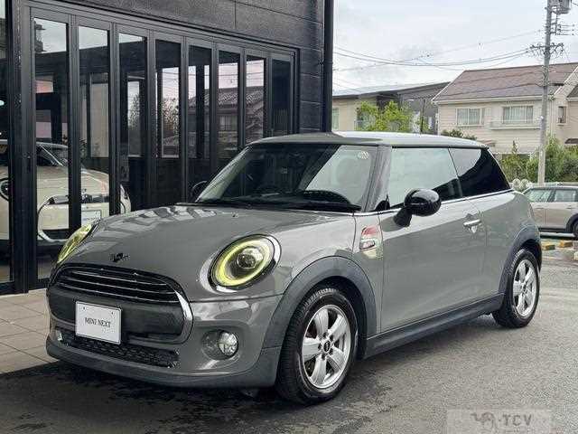 2019 BMW MINI
