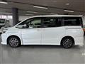 2014 Toyota Voxy