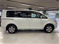 2011 Mitsubishi Delica D5