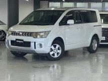 2011 Mitsubishi Delica D5