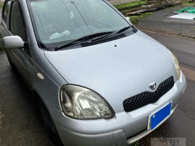 2003 Toyota Vitz
