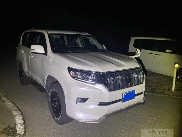 2018 Toyota Land Cruiser Prado