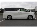 2015 Toyota Vellfire