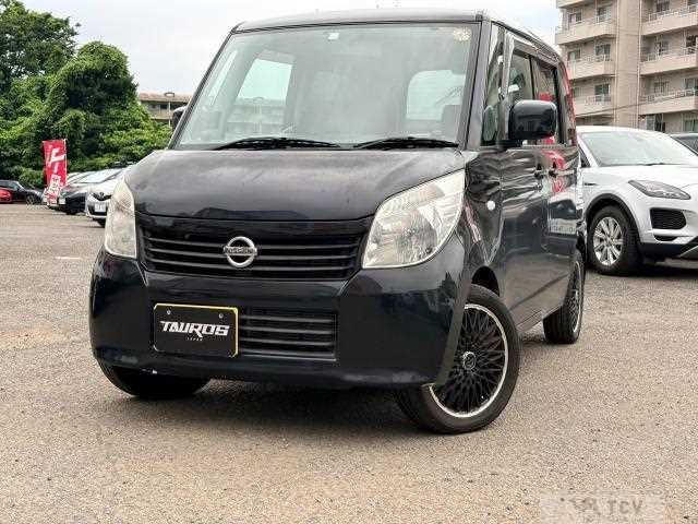 2010 Nissan ROOX