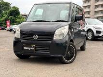 2010 Nissan ROOX