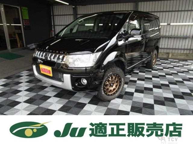 2017 Mitsubishi Delica D5