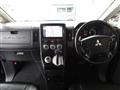 2017 Mitsubishi Delica D5