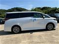 2025 Toyota Alphard Hybrid