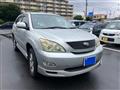 2004 Toyota Harrier