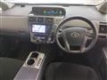 2014 Toyota PRIUS α