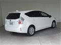 2013 Toyota PRIUS α