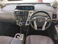 2013 Toyota PRIUS α