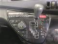 2013 Toyota Isis