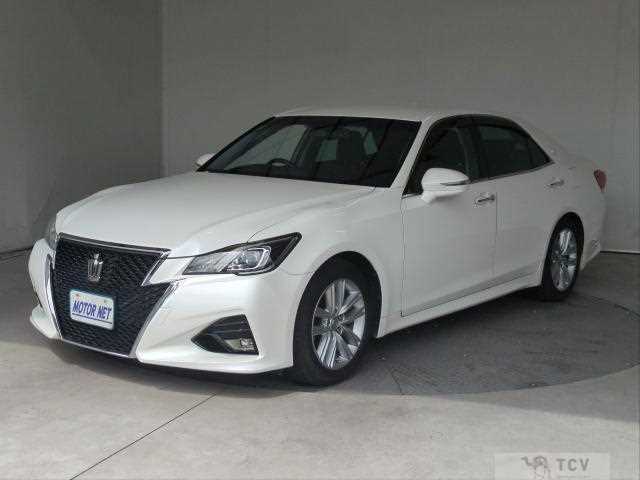 2015 Toyota Crown Hybrid