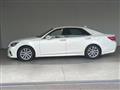 2015 Toyota Crown Hybrid