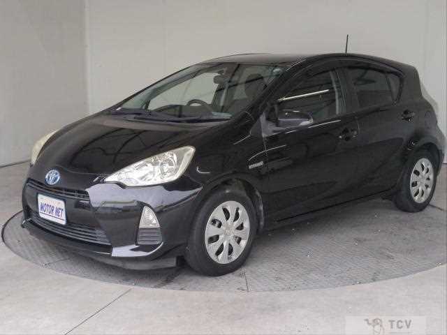 2013 Toyota AQUA