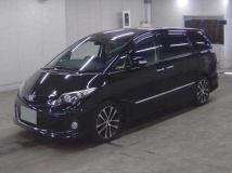 2013 Toyota Estima