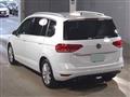 2018 Volkswagen Golf Touran