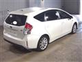 2015 Toyota PRIUS α