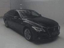 2020 Toyota Crown Hybrid