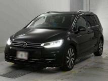 2021 Volkswagen Golf Touran